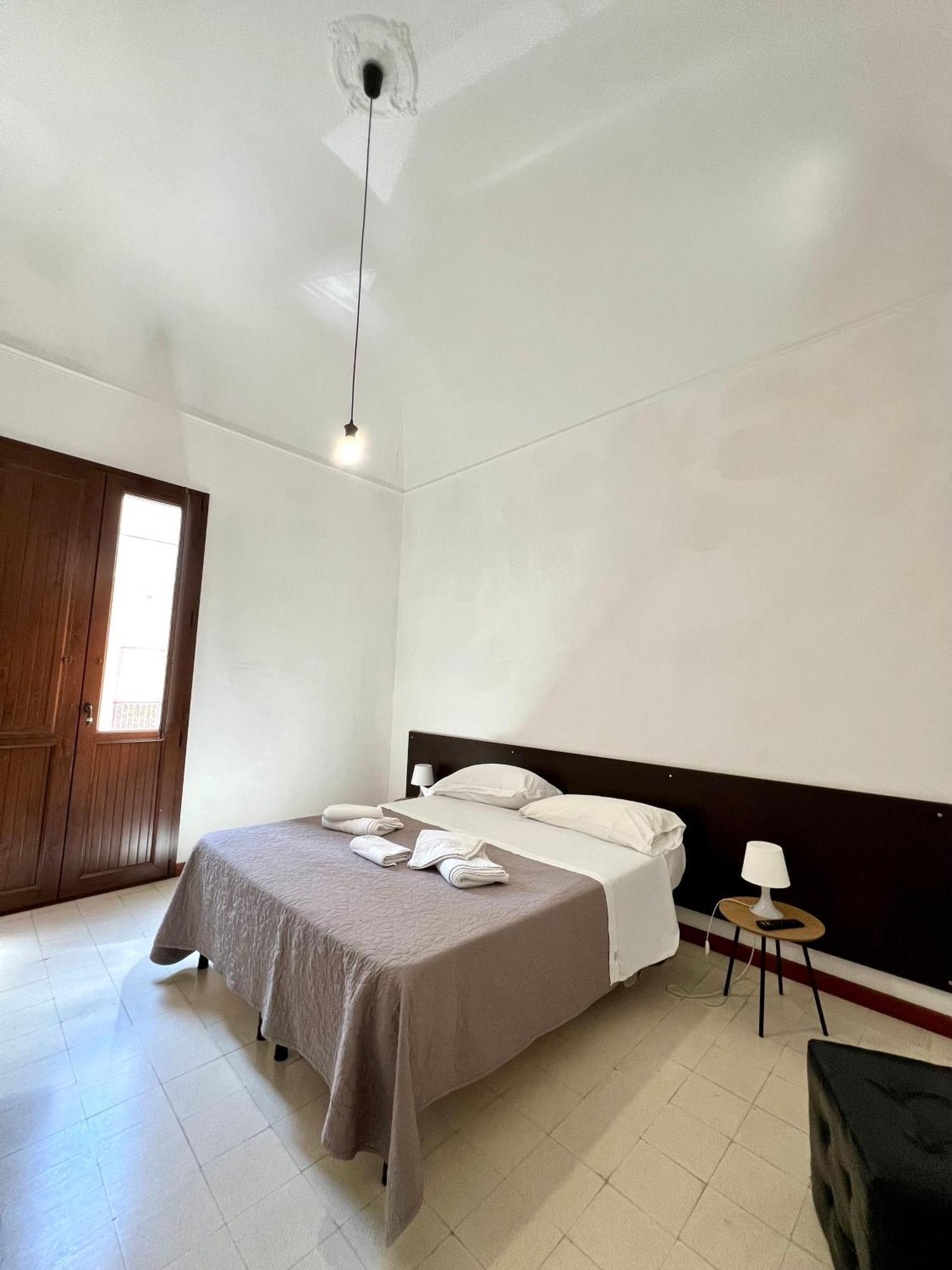 Cortile Bassi 185 Apartment Trapani Exterior photo
