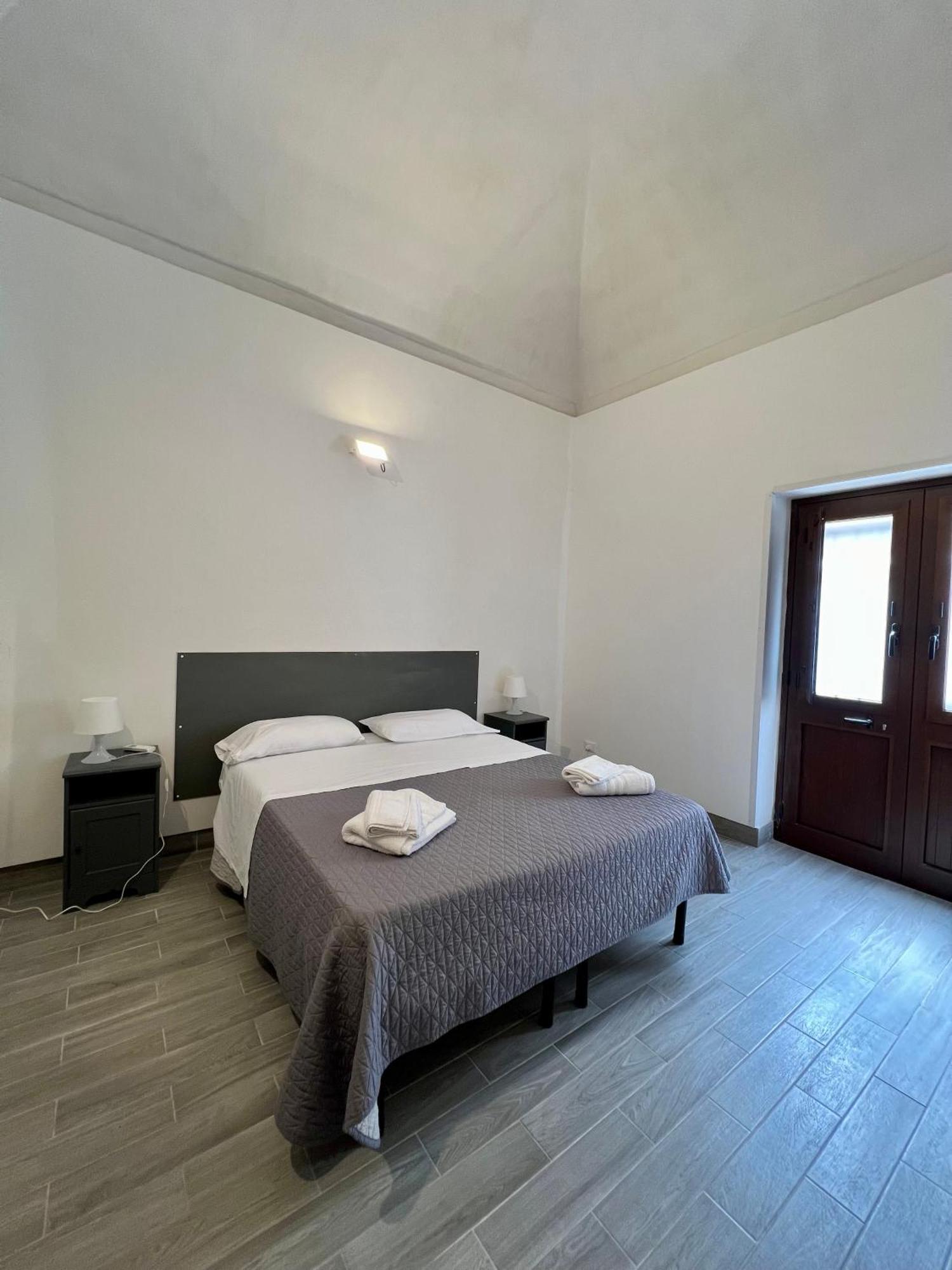 Cortile Bassi 185 Apartment Trapani Exterior photo
